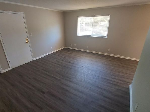 5725 Leavenworth Rd #7