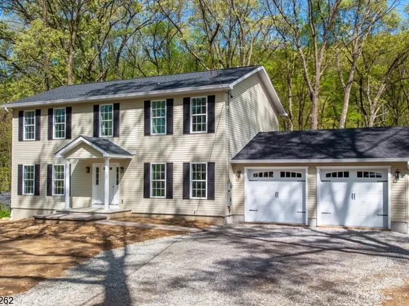 5 White Birch Dr West, Vernon Twp., NJ 07461