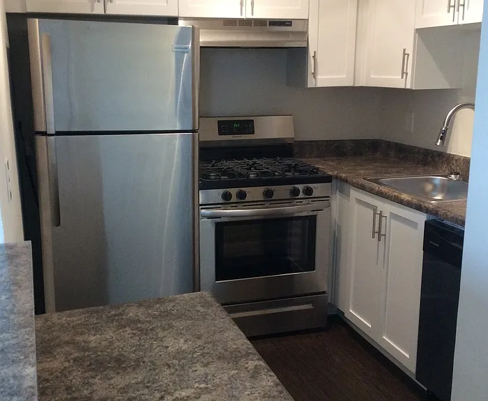 565 Langhorn St SW #C3 — Photo 2