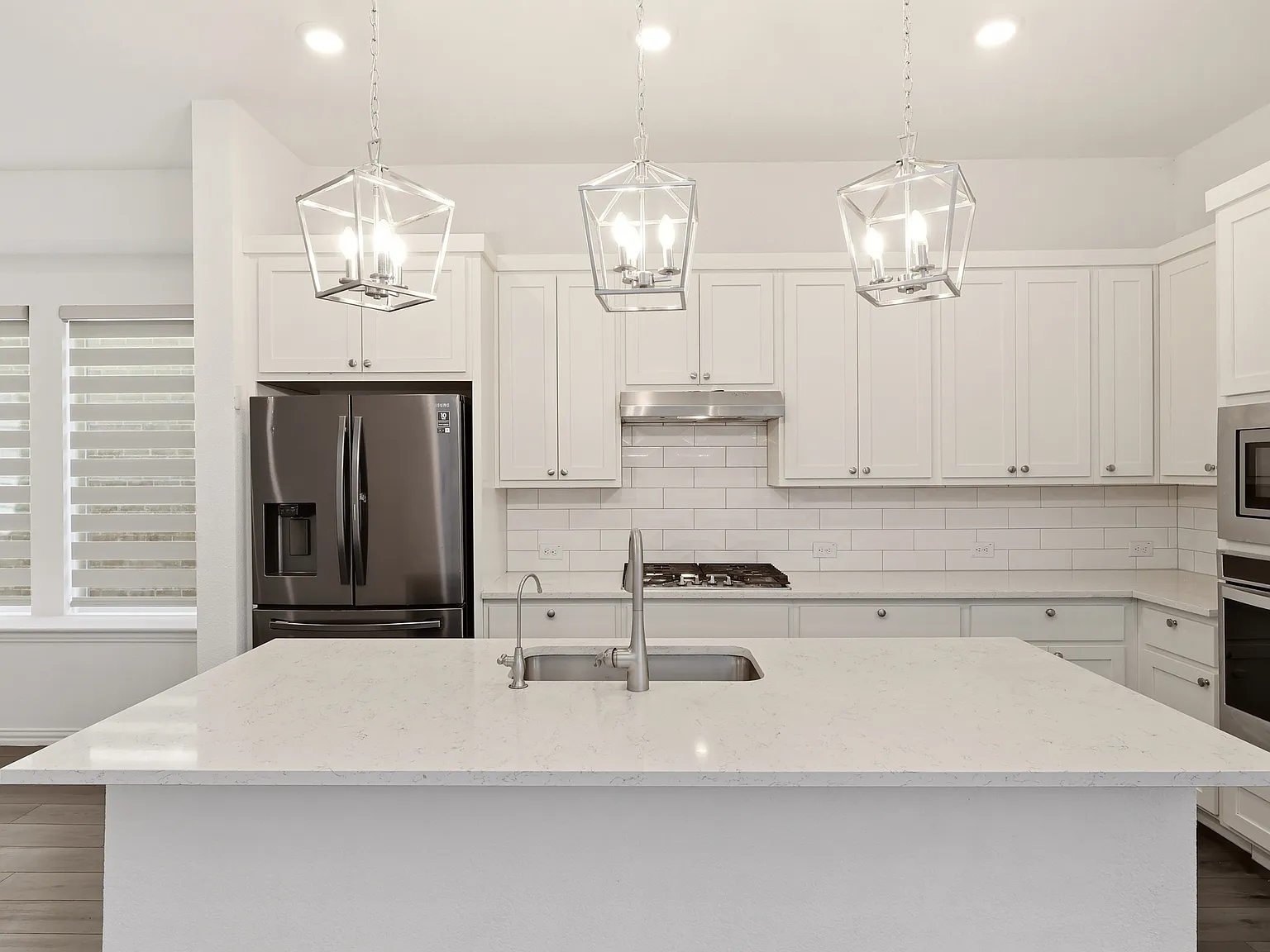 4 bed, 2209 sqft, $3,350 — Photo 4