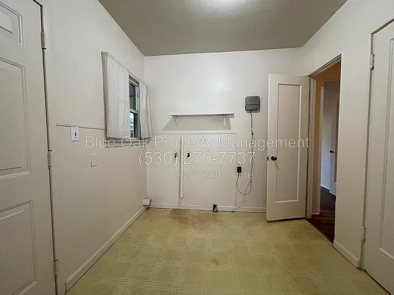 396 E 1st Ave — Photo 12