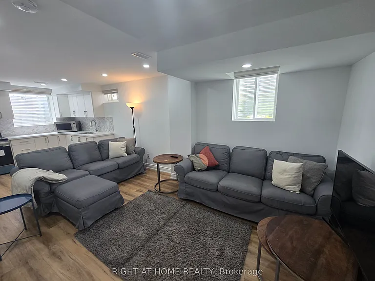 458 Bergamot Ave #BASEMENT — Photo 14