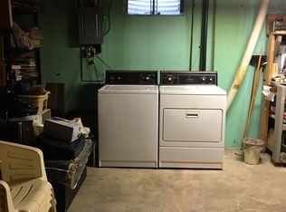 39 Eton Dr, Springfield, IL 62702