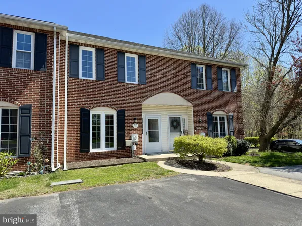 4711 Weatherhill Dr, Wilmington, DE 19808