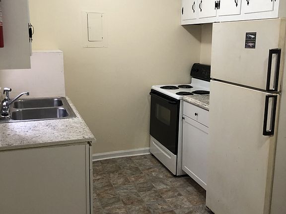 2nd image of 112 Hadley Dr