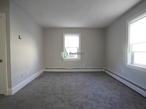 4th image of 3 Winship Pl