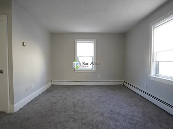 3 Winship Pl, Boston, MA 02135