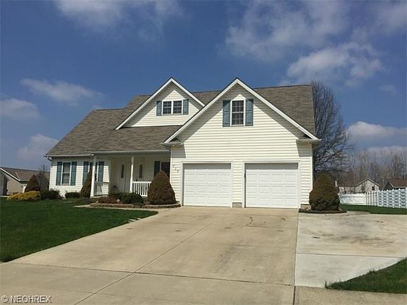 2nd image of 438 Alexis Dr