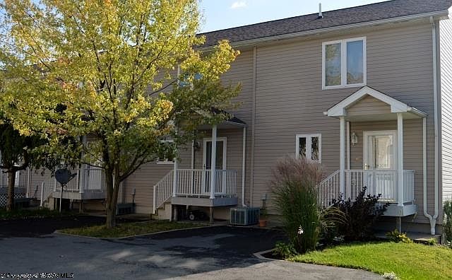 1st image of 904 Pierpont Heights Dr