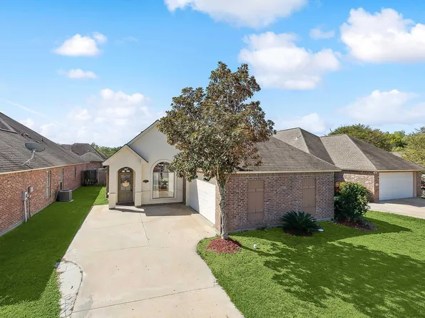 2544 Old Towne Rd, Zachary, LA 70791