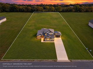 13507 Woodland Ranch Dr, Lone Jack, MO 64086