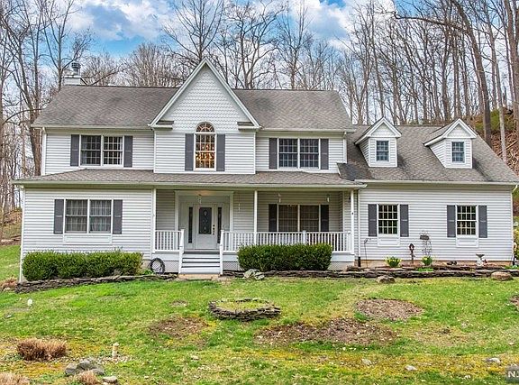 7 Old Creamery Rd, Andover, NJ 07821 | Zillow