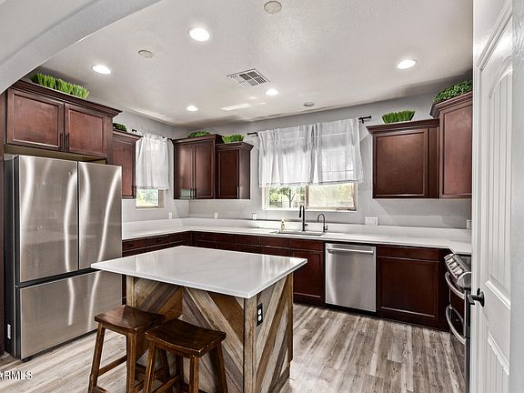 4th image of 3272 E ORCHID Lane