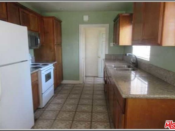 4th image of 1433 W 81st St