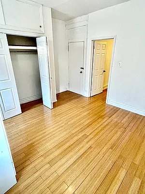 Rented by Amorelli Realty | media 14
