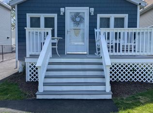 10 George St, East Haven, CT 06512
