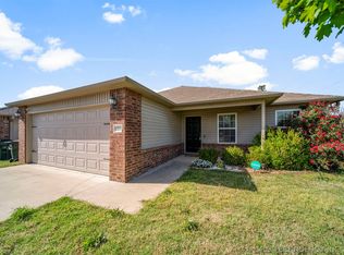 12815 E 67th Pl N, Owasso, OK 74055