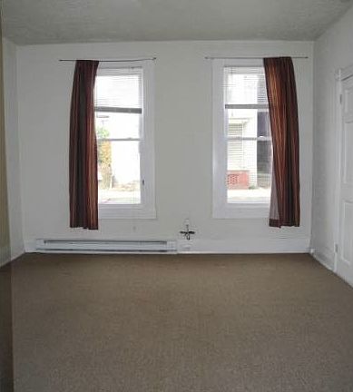 4th image of 41 S Potomac St #1