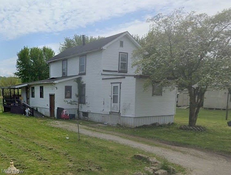 1st image of 715 S College St