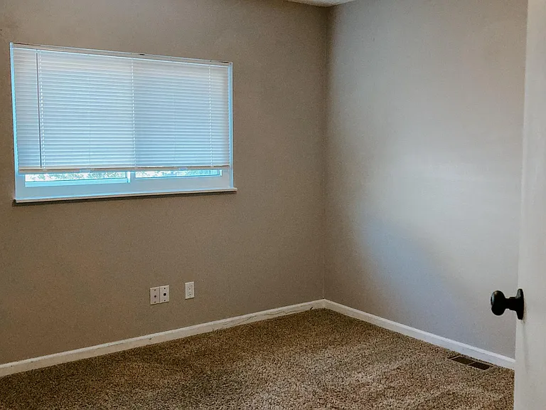235 Lanfare Pl — Photo 19