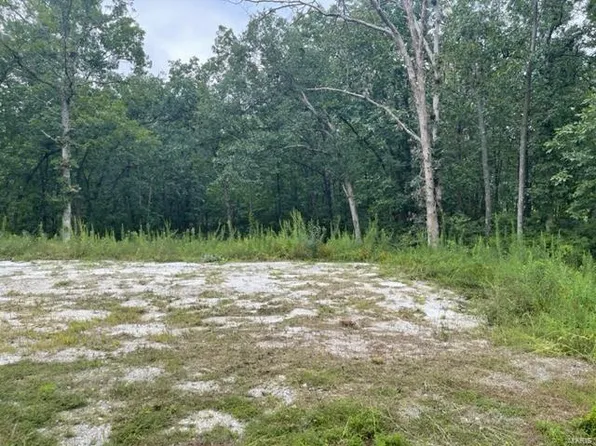 71 Chantilly Acres Ct, Winfield, MO 63389