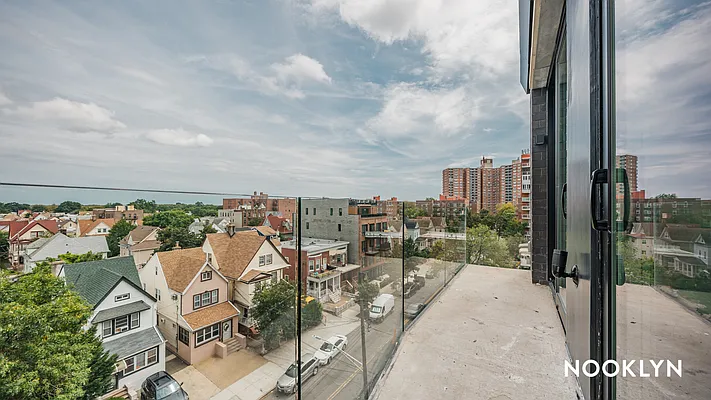 Rented by Nooklyn NYC LLC | media 9