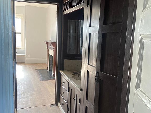 5th image of 213 E Prospect Ave APT 2