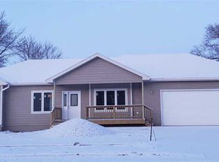 702 E Main St, Elk Point, SD 57025