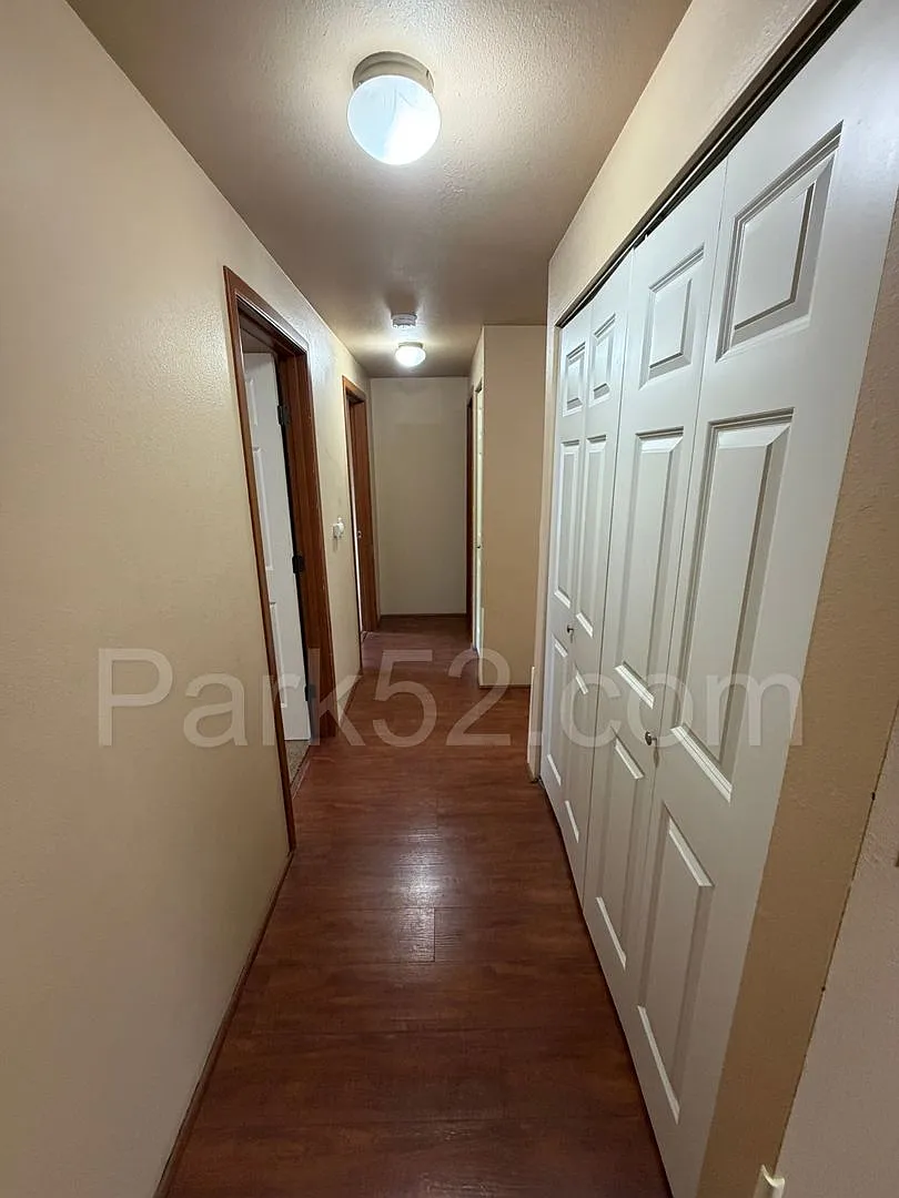 1st Full Month Free! Puyallup Area 2 Bedroom 2nd Floor Apartment — Photo 3