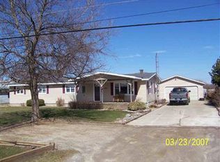 11902 W Brady Rd, Chesaning, MI 48616