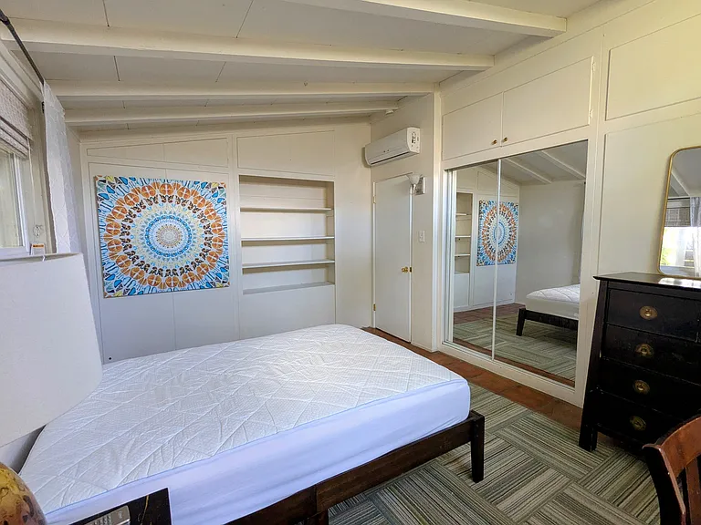 All of the furniture that comes with the room is pictured here.