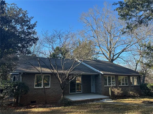 98 Brookhaven Dr, Clemson, SC 29631