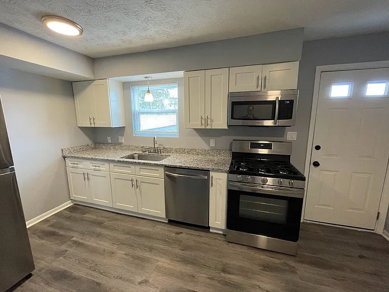 16-34 Berwyck Dr — Photo 12