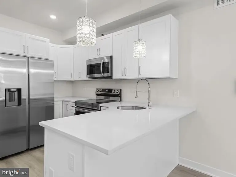 638 N Shedwick St #2 — Photo 7