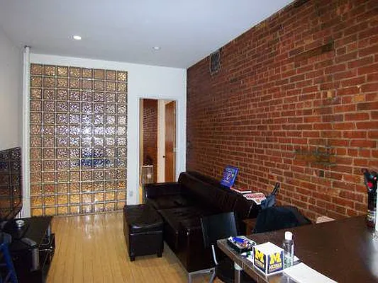 Rented by City Apt Group LLC | media 38