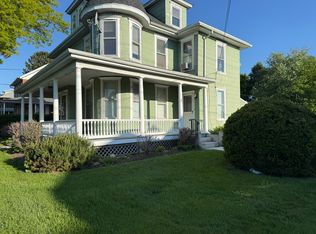 13 N Kinzer Rd, Kinzers, PA 17535