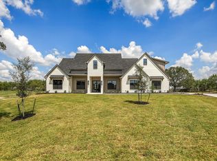 7933 Stiteler Dr, Bryan, TX 77808
