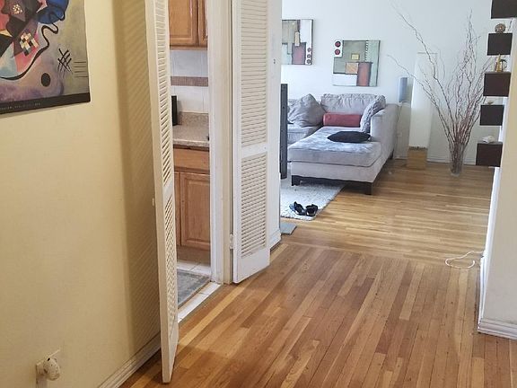 3rd image of 1275 E 51st St APT 7