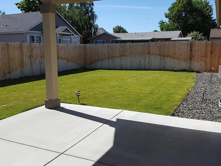 748 N Williams St — Photo 18