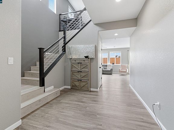 2nd image of 300 Coolcrest Dr