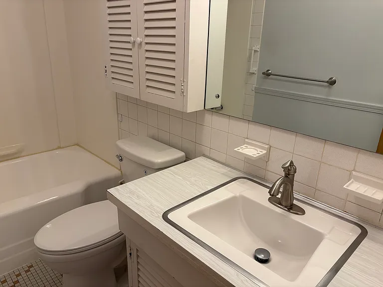 7010 Carriage Hill Dr #201 — Photo 2