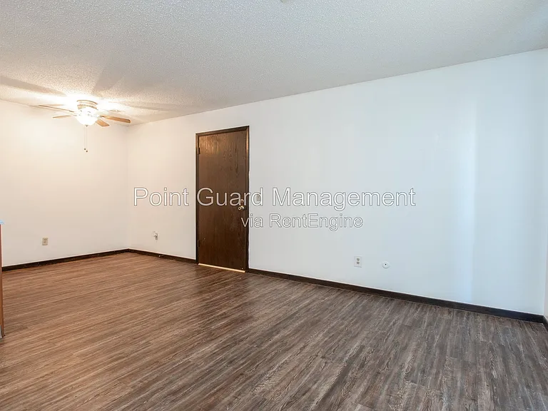 Midtown Place Apartments — Photo 45