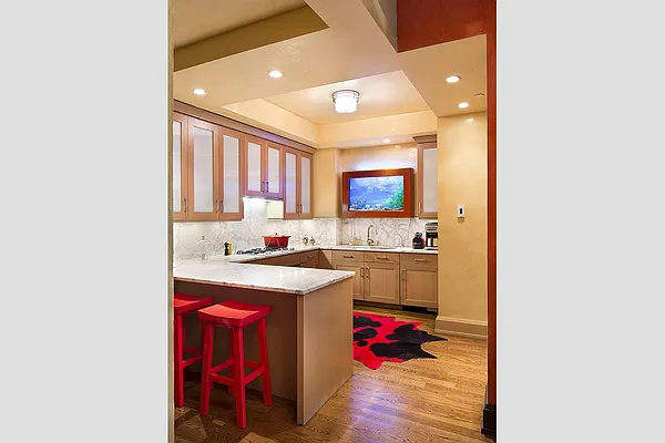 Sold by Stribling | media 13