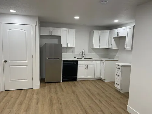 1329 N 3960 W Photo 1