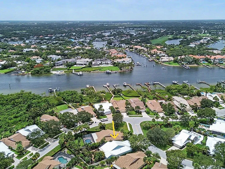 303 Leeward Dr — Photo 37