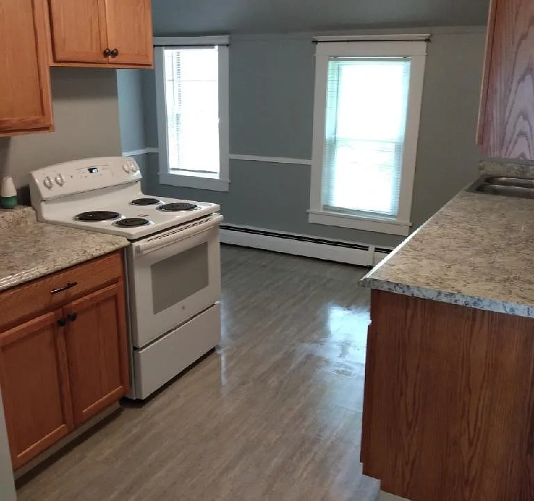 169 Silver St #7
