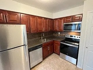 Grand Imperial Apartments — Photo 9