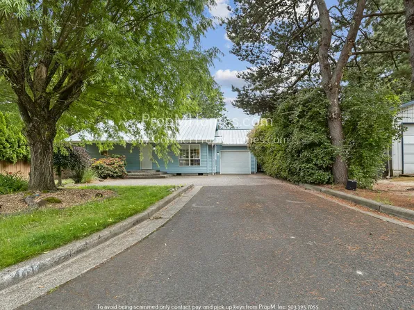 4180 Collins Way, Lake Oswego, OR 97035