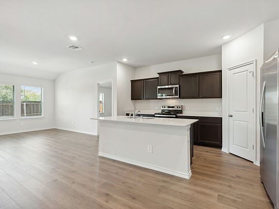 4th image of 11413 Headwater Ct