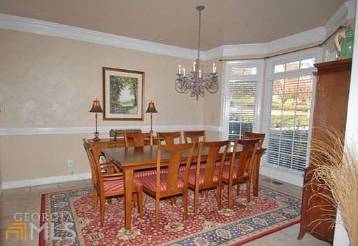 4th image of 607 Kimzey Ct